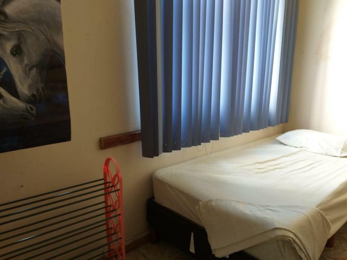Julio House Hostel Leon Luaran gambar